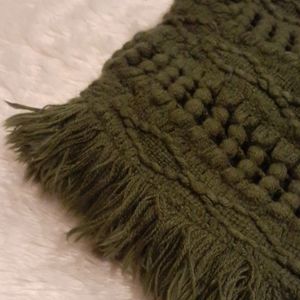 🔥Green crocheted infinity scarf🔥